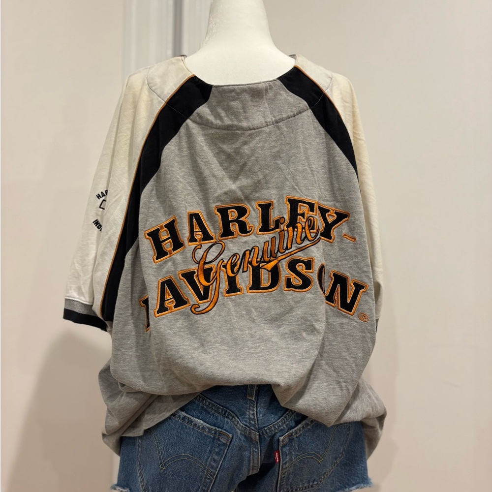 Harley-Davidson Gray Black White Short Sleeve Logo Tee with Orange Accents